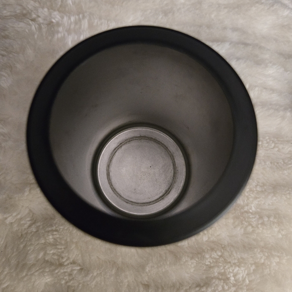 YETI Silver Stainless Steel Rambler Colster 12 OZ - Picture 4 of 11